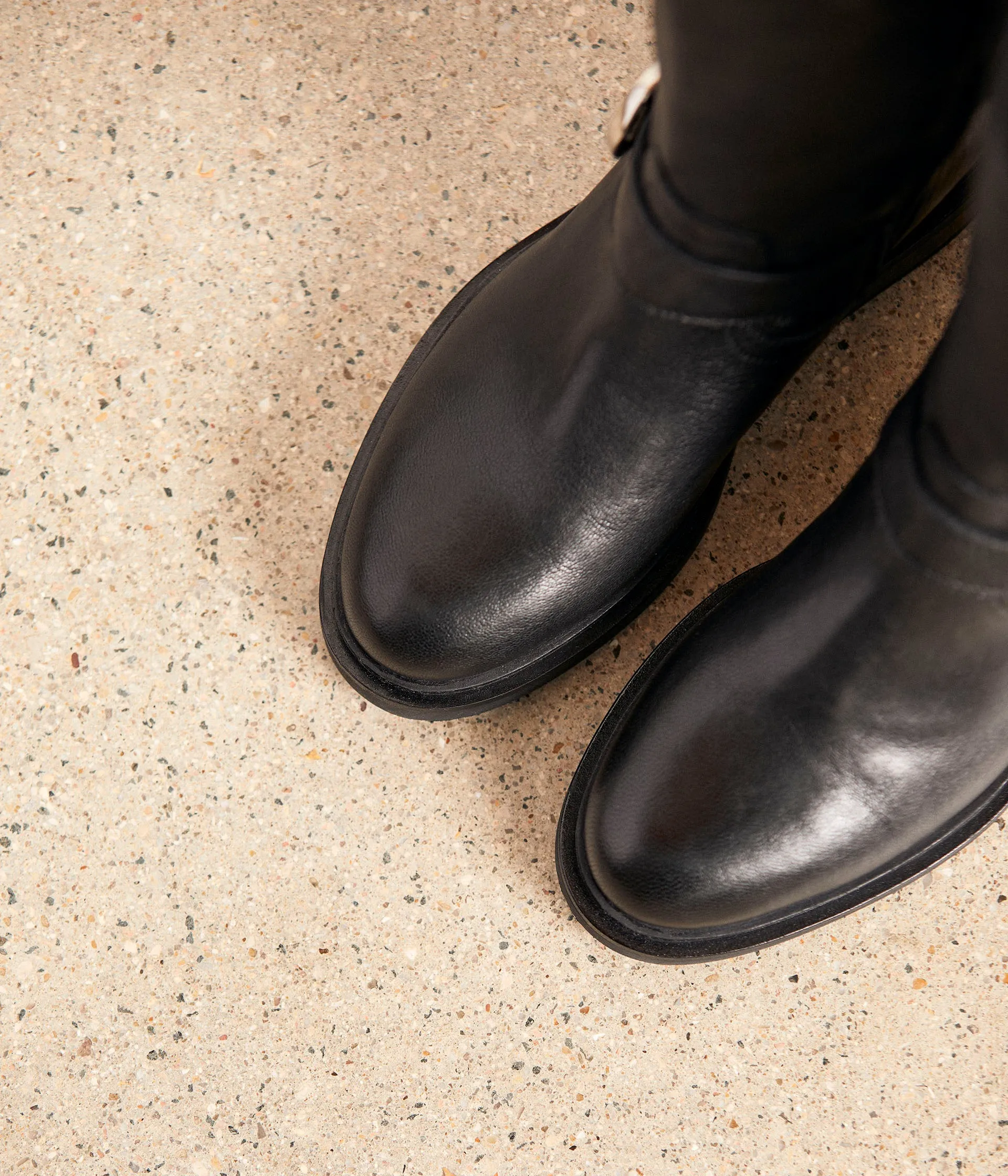 Bottes cuir noir Izia