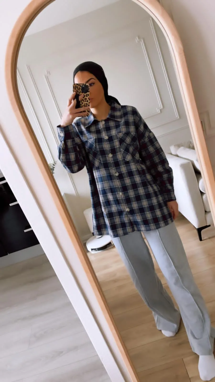 Chemises à carreaux classiques pour femmes – Nouvelle collection !