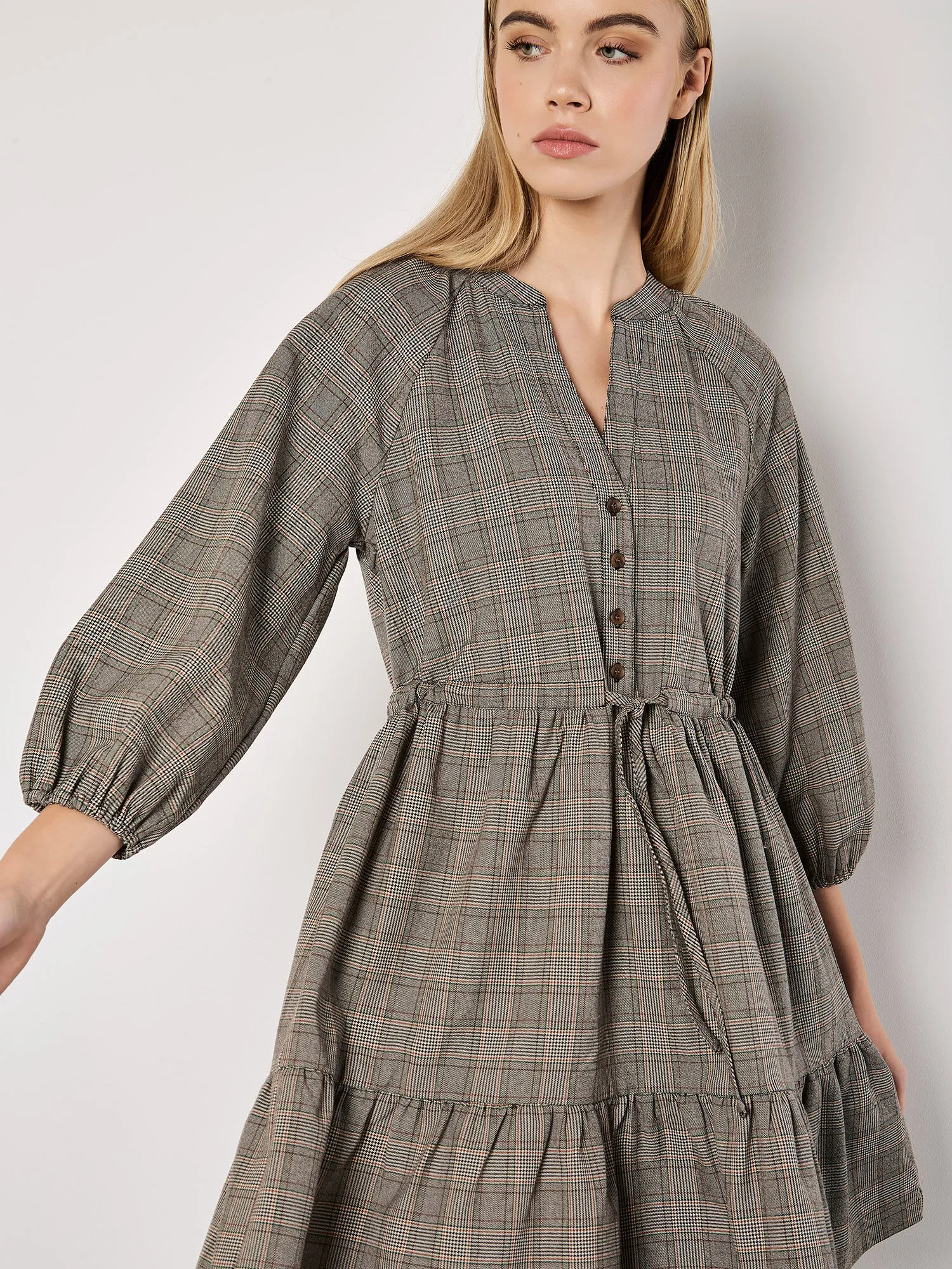 Mini-Robe À Ourlet Volanté À Carreaux Heritage Vêtements Apricot