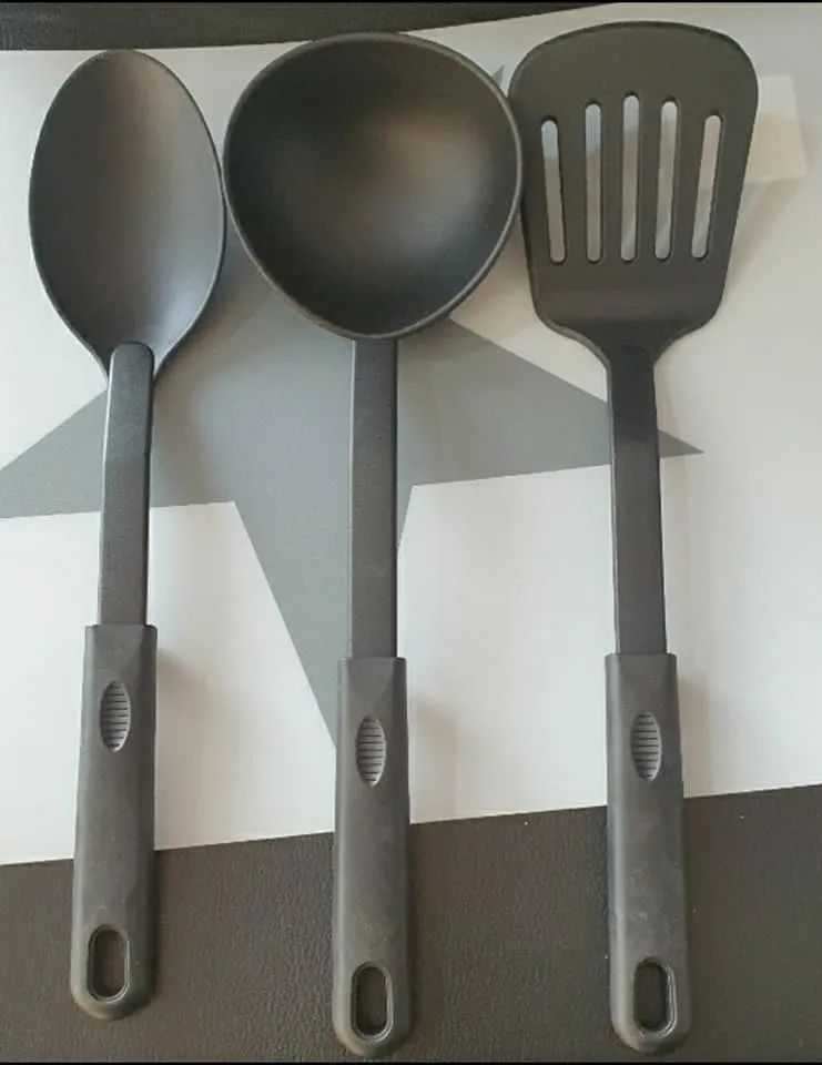 Set de spatule, louche, cuillère et passoire – Ustensile de Cuisine en Silicone 
